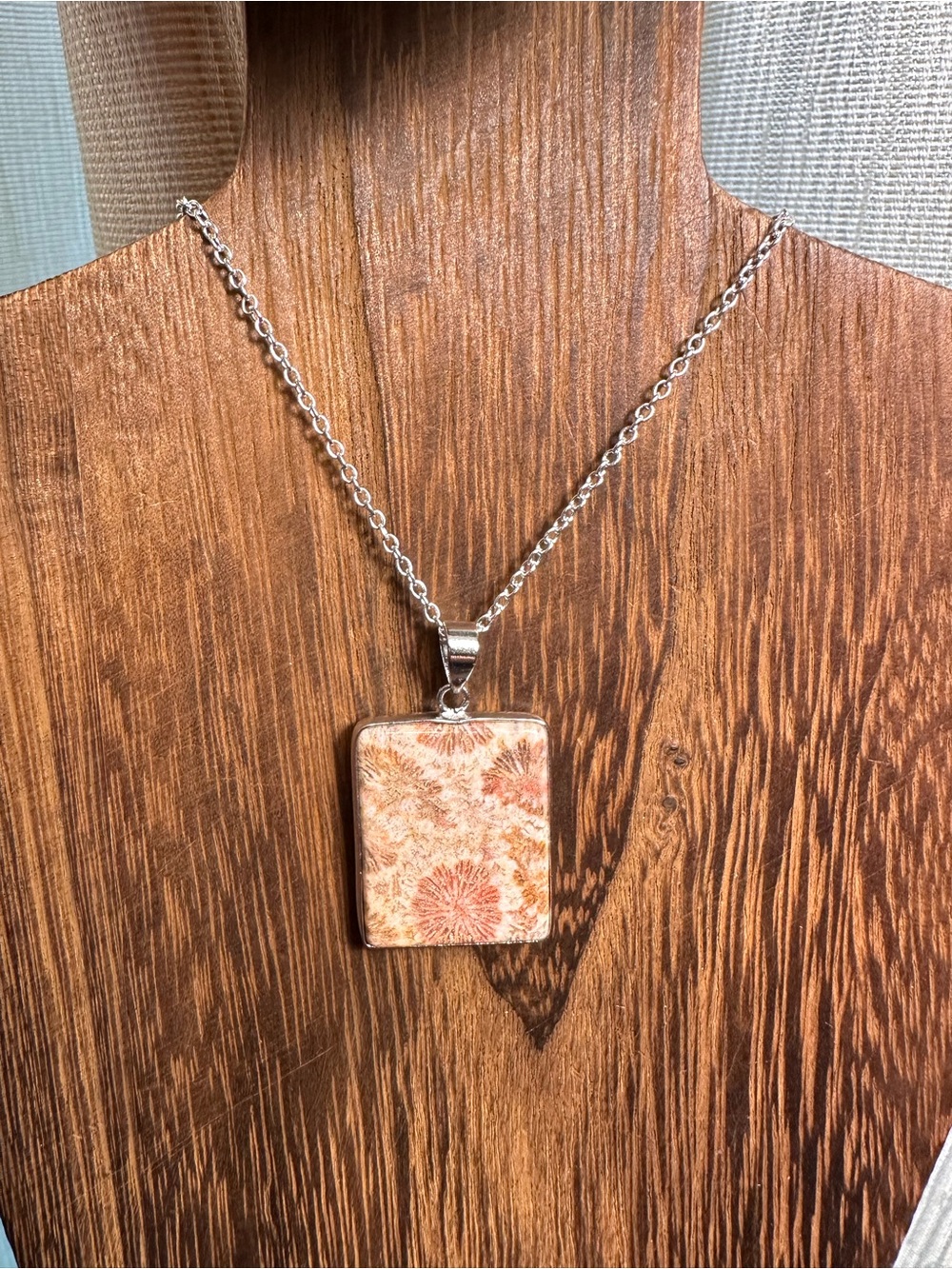 Coral Fossil Pendant Necklace on Silver Plated Box Chain - Picture 6 of 16